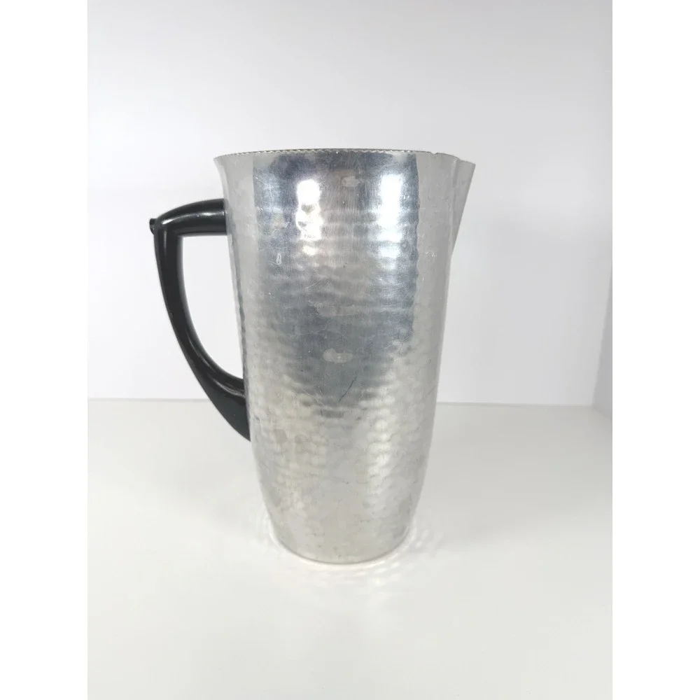 Vintage Water Pitcher Hammered Aluminum,‎ Bakelite Handle MCM Made In Spain MMM